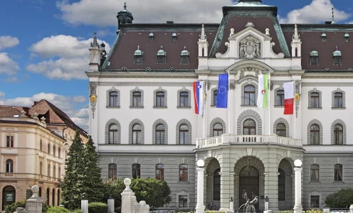 Selecţie pentru mobilități mixte de scurtă durată (BIP) ERASMUS+ la Universitatea Ljubljana, Slovenia, noiembrie 2025